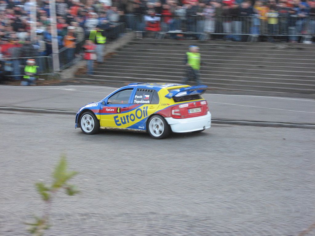 01 Skoda Fabia WRC